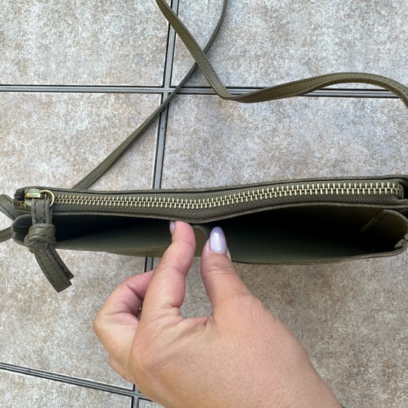 Madewell The Simple Crossbody Bag - Picture 4 of 10